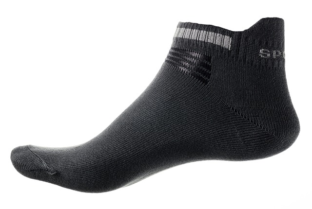 černá ponožka